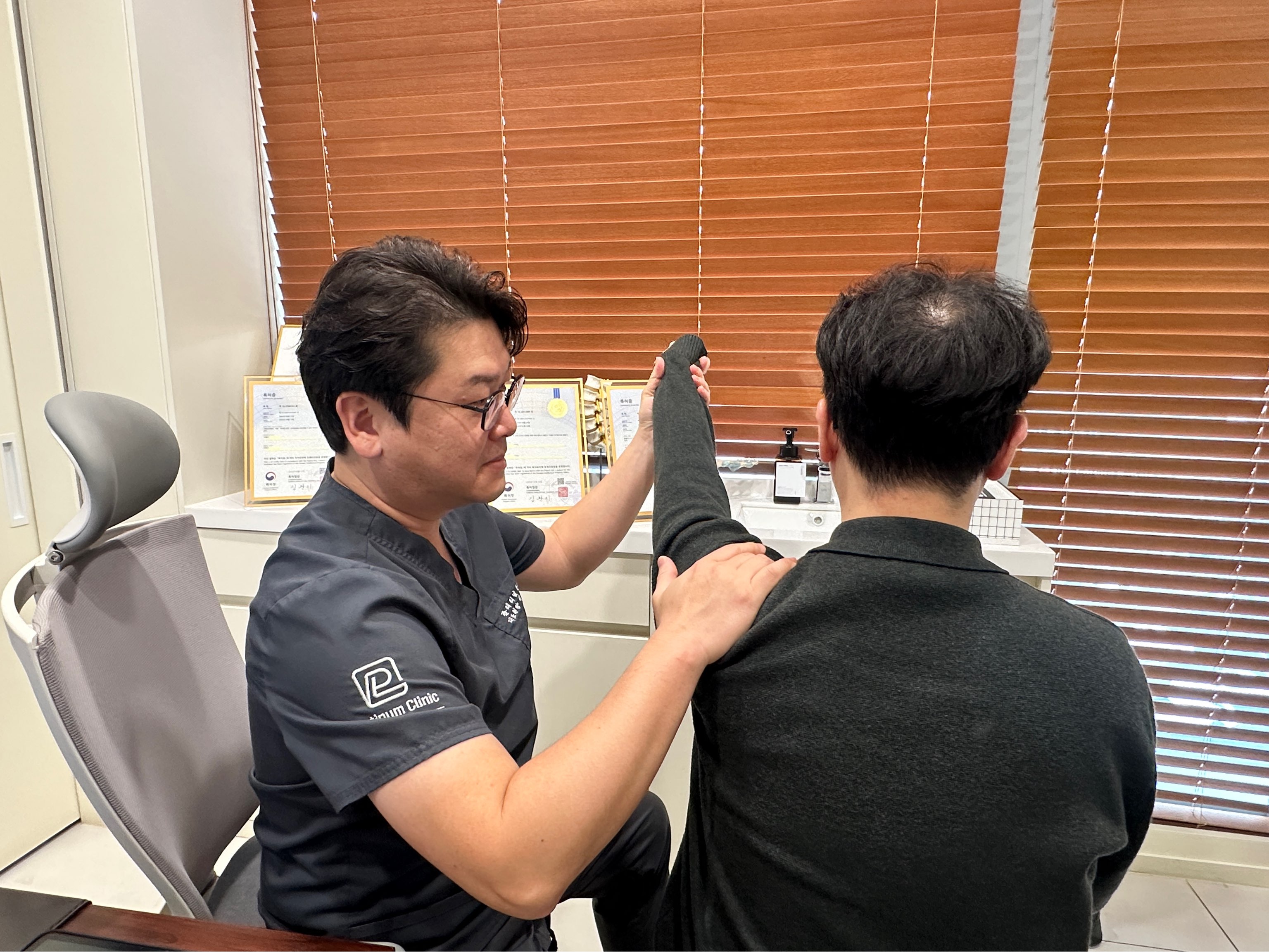 이학적검사 시행 장면
